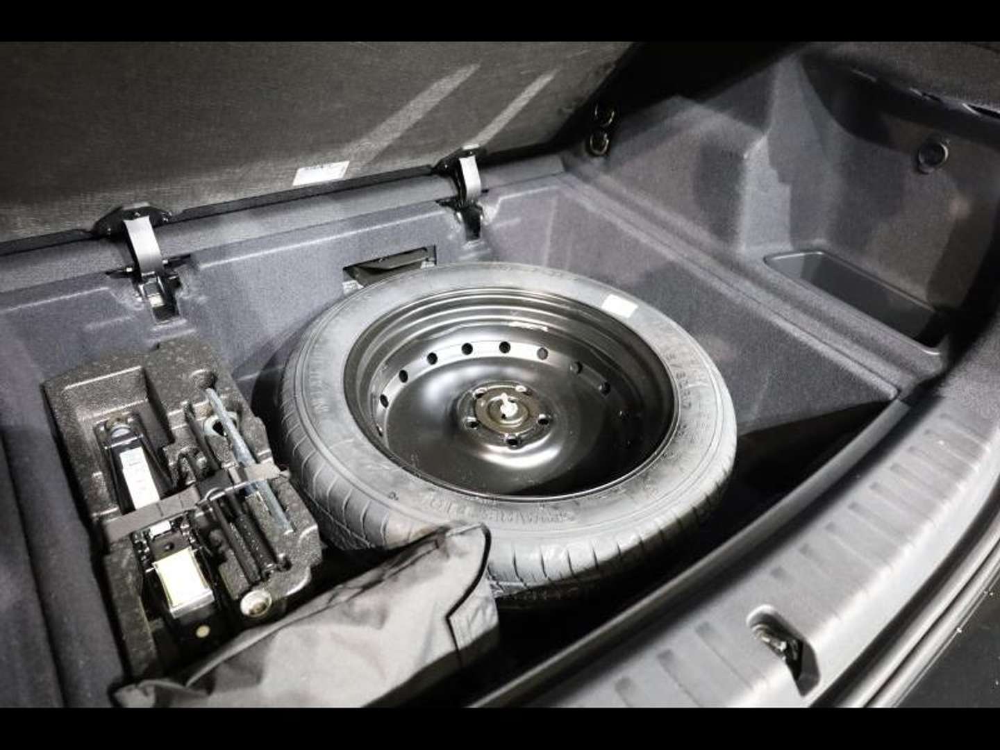 BMW X1 XLine SDrive18i - 2023 - Joinsteer - #17