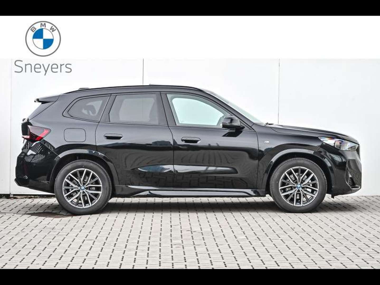 BMW IX1 EDrive20 - 2025 - Joinsteer - #3