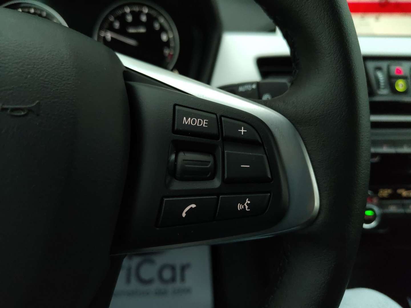 BMW X1 Business XDrive25e - 2022 - Joinsteer - #28