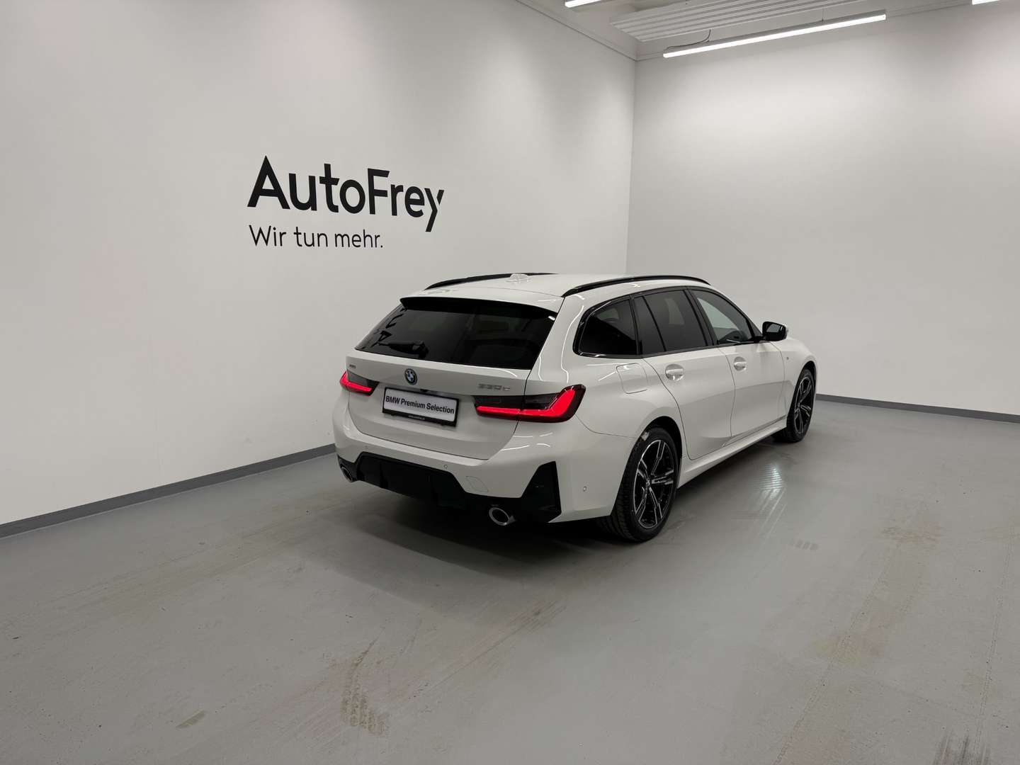 BMW 330e XDrive - 2024 - Joinsteer - #2