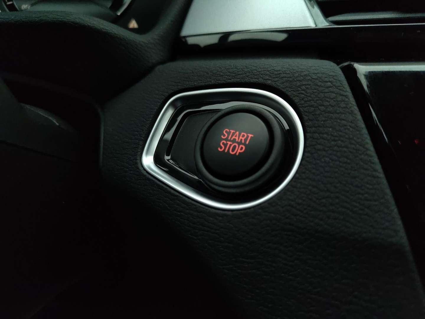 BMW X1 Business XDrive25e - 2022 - Joinsteer - #36