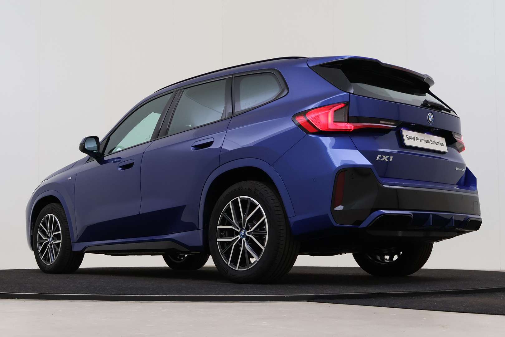 BMW IX1 M Sport EDrive20 - 2025 - Joinsteer - #10