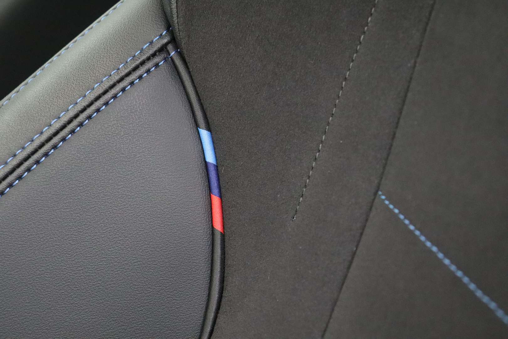 BMW IX1 M Sport EDrive20 - 2025 - Joinsteer - #11