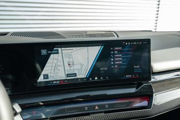 BMW M5 — photo 15