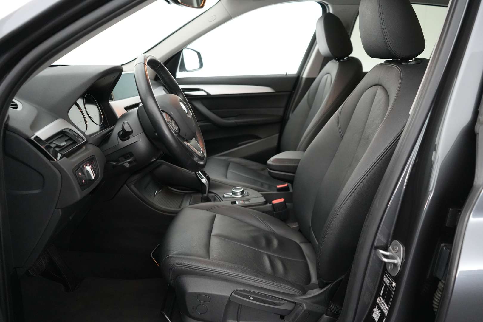 BMW X1 Business SDrive18i - 2021 - Joinsteer - #9