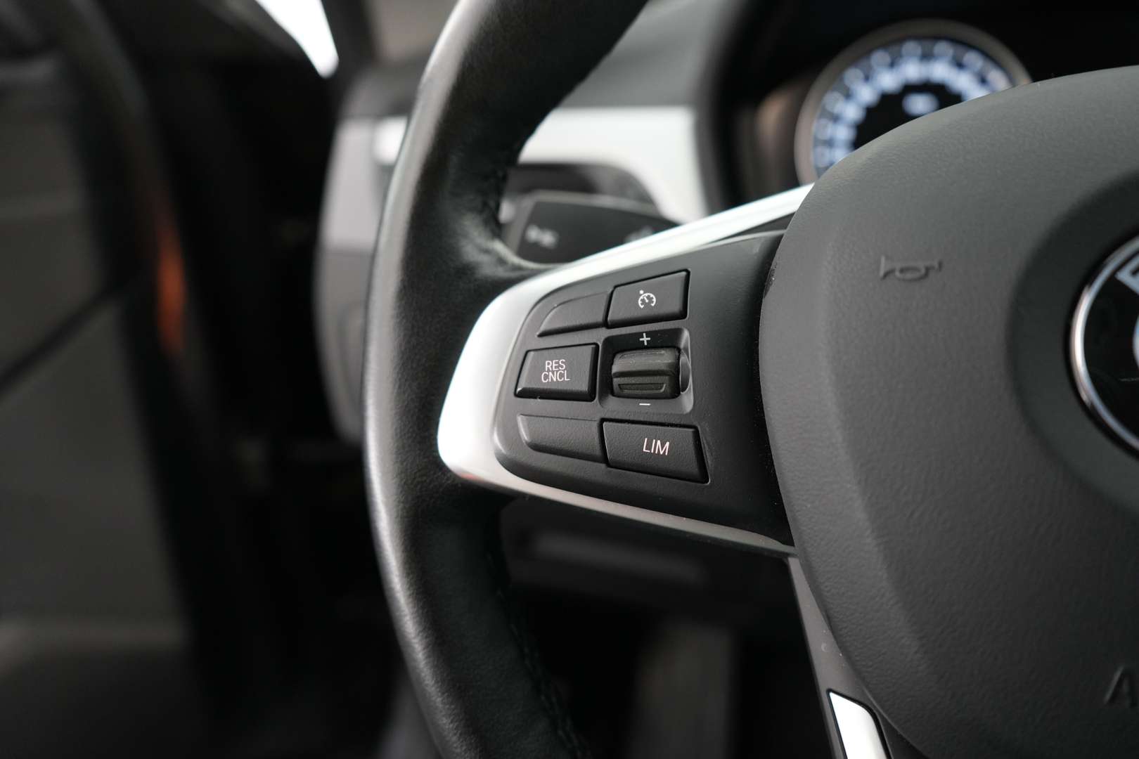 BMW X1 Business SDrive18i - 2021 - Joinsteer - #18