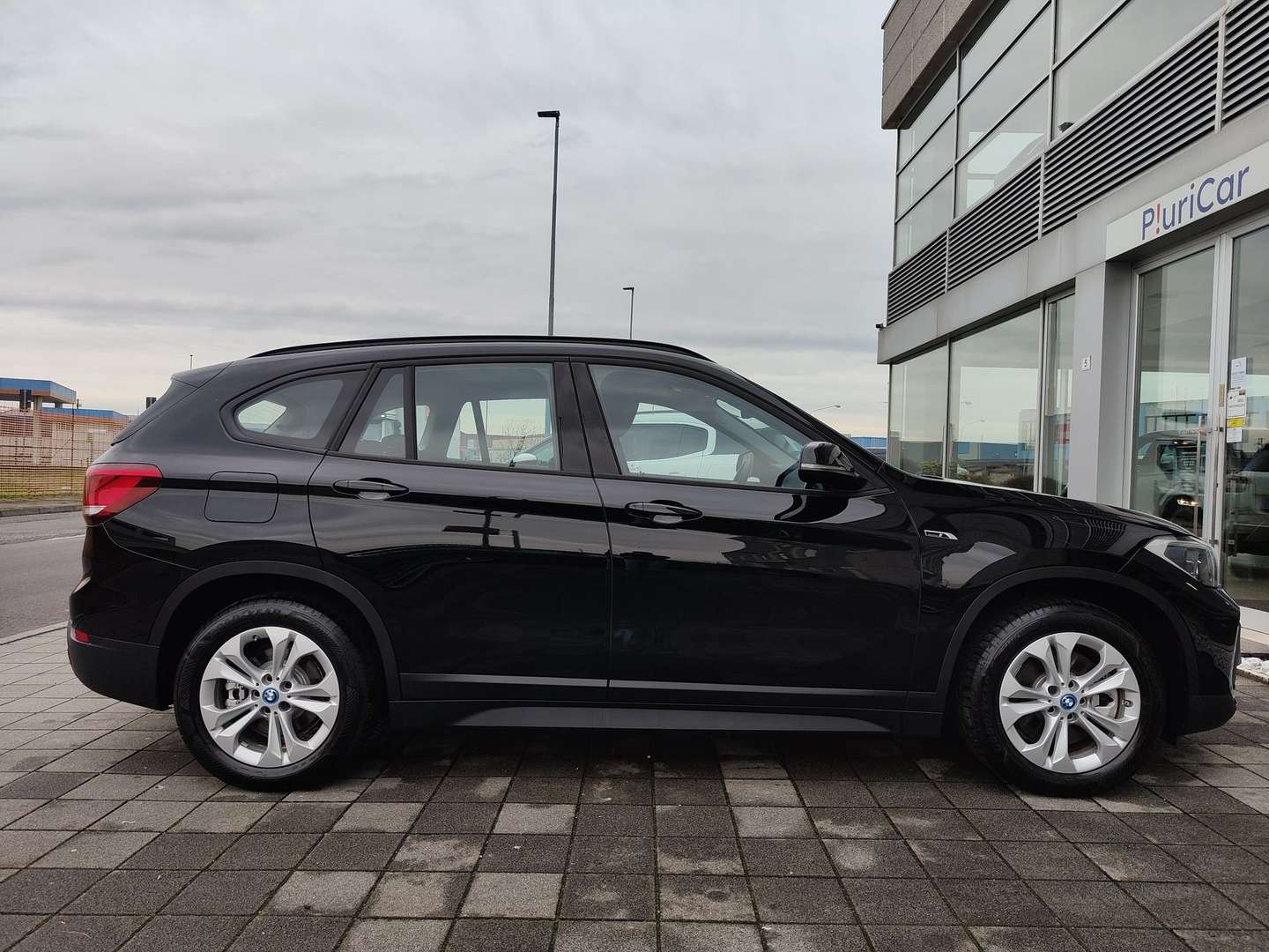 BMW X1 Business XDrive25e - 2022 - Joinsteer - #49