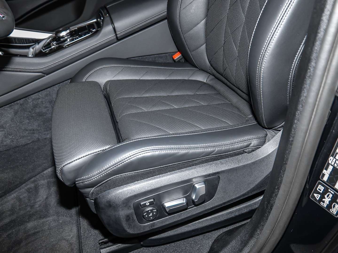 BMW X6 M Sport XDrive40d - 2025 - Joinsteer - #21