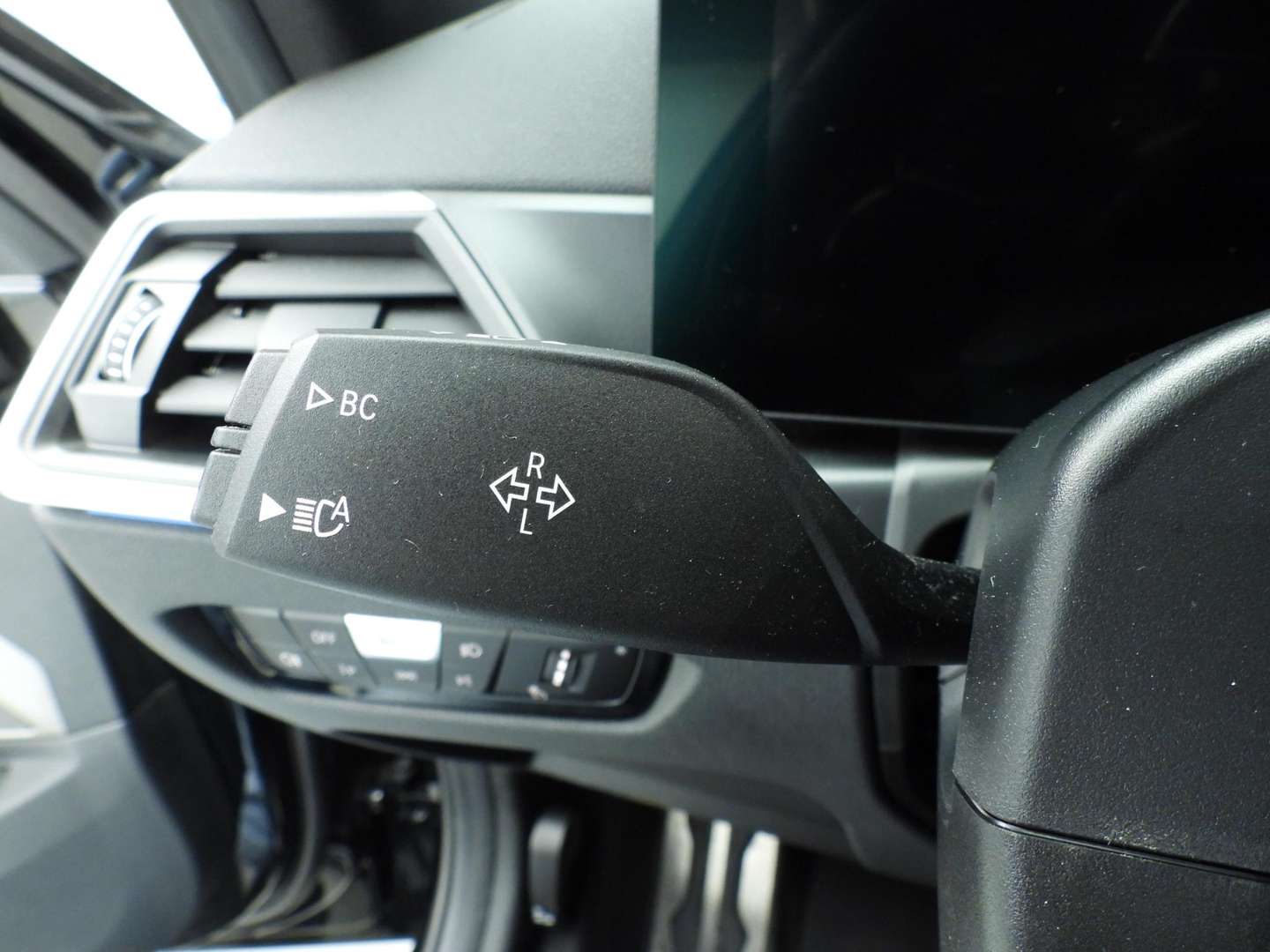 BMW Série 3 Touring M Sport 330e XDrive - 2023 - Joinsteer - #29