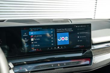 BMW M5 — photo 37