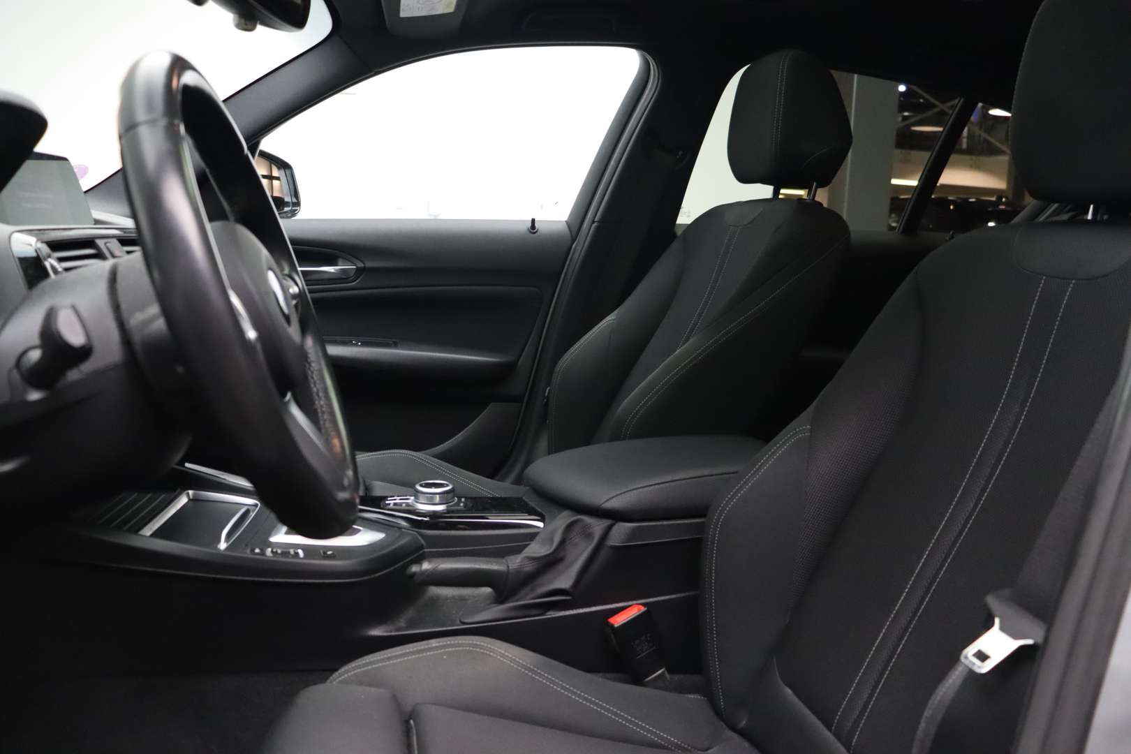 BMW Série 1 Executive 118i - 2019 - Joinsteer - #8