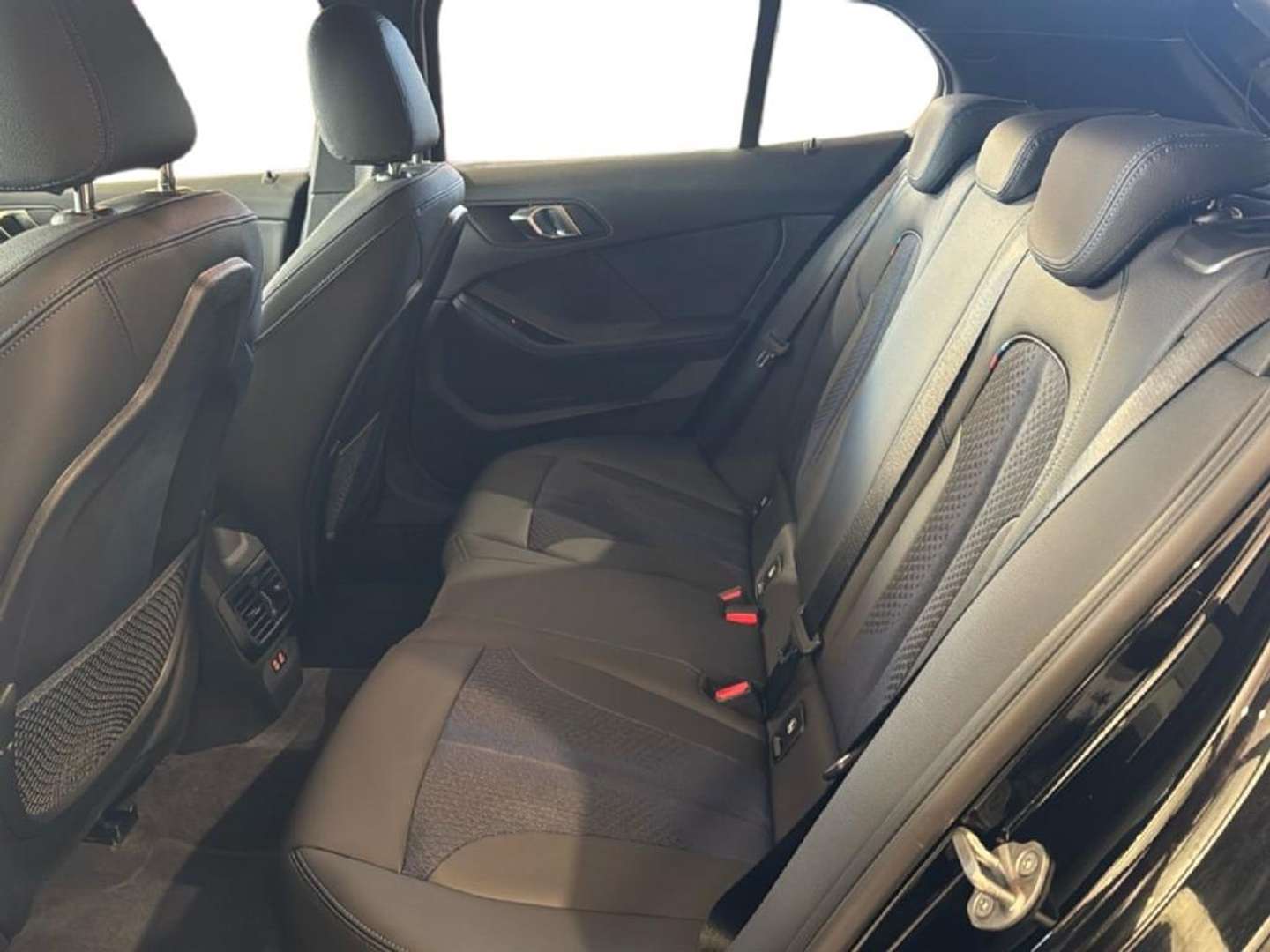 BMW 118i M Sport - 2024 - Joinsteer - #7