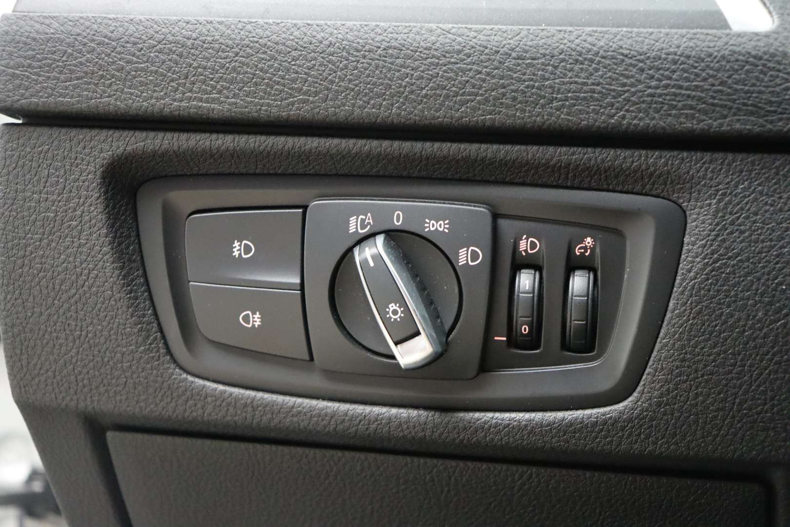 BMW Série 1 Executive 118i - 2019 - Joinsteer - #10