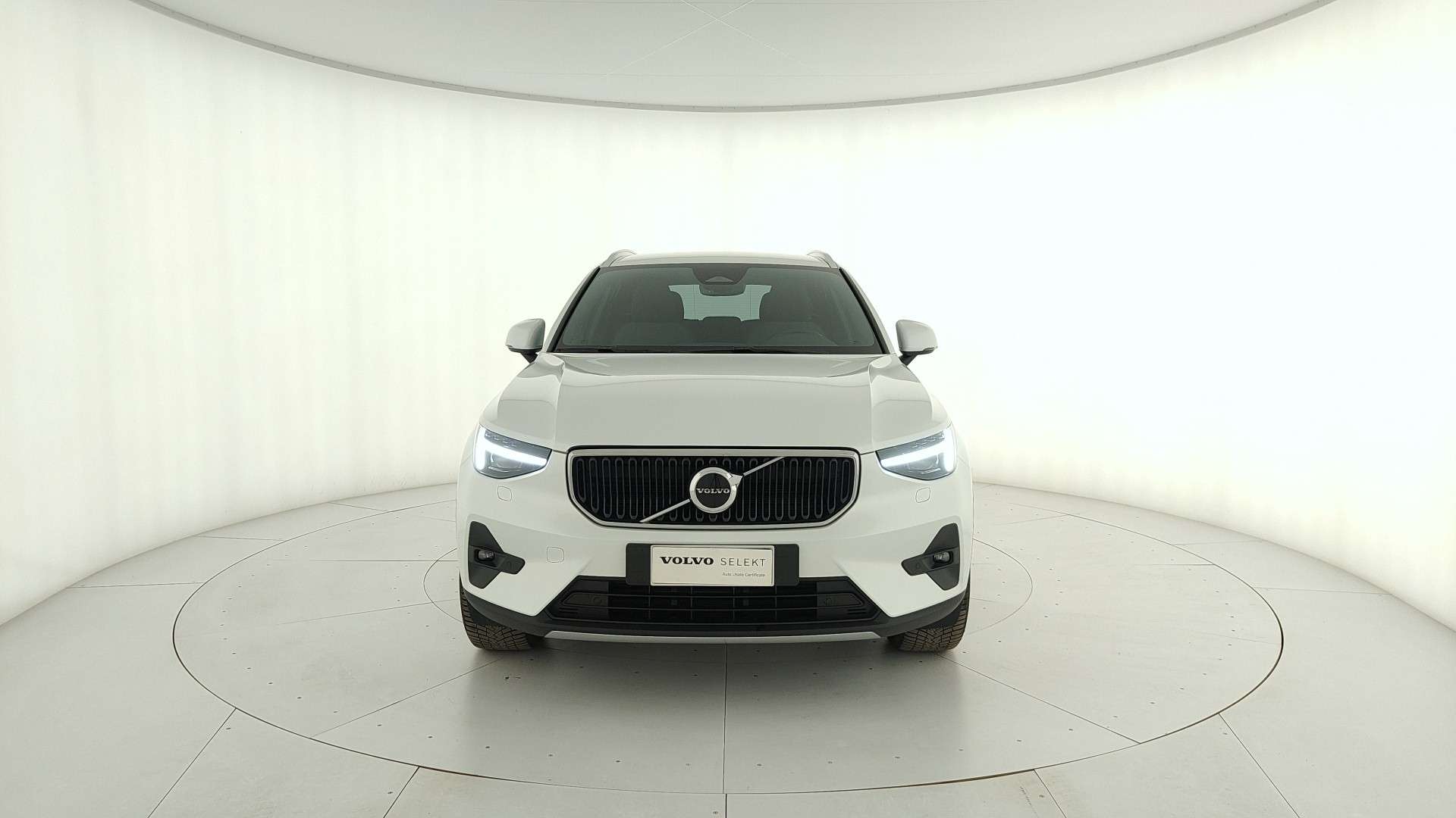 Volvo XC40 B3 Core - 2025 - Joinsteer - #2