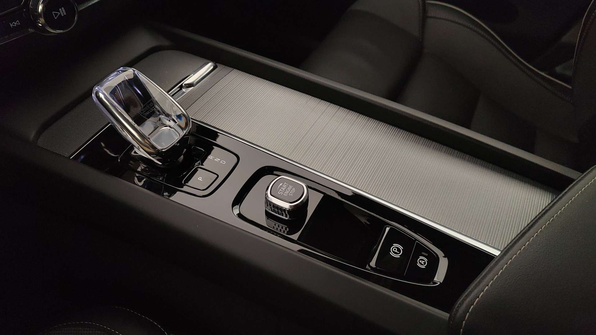 Volvo XC60 B5 Plus - 2025 - Joinsteer - #8