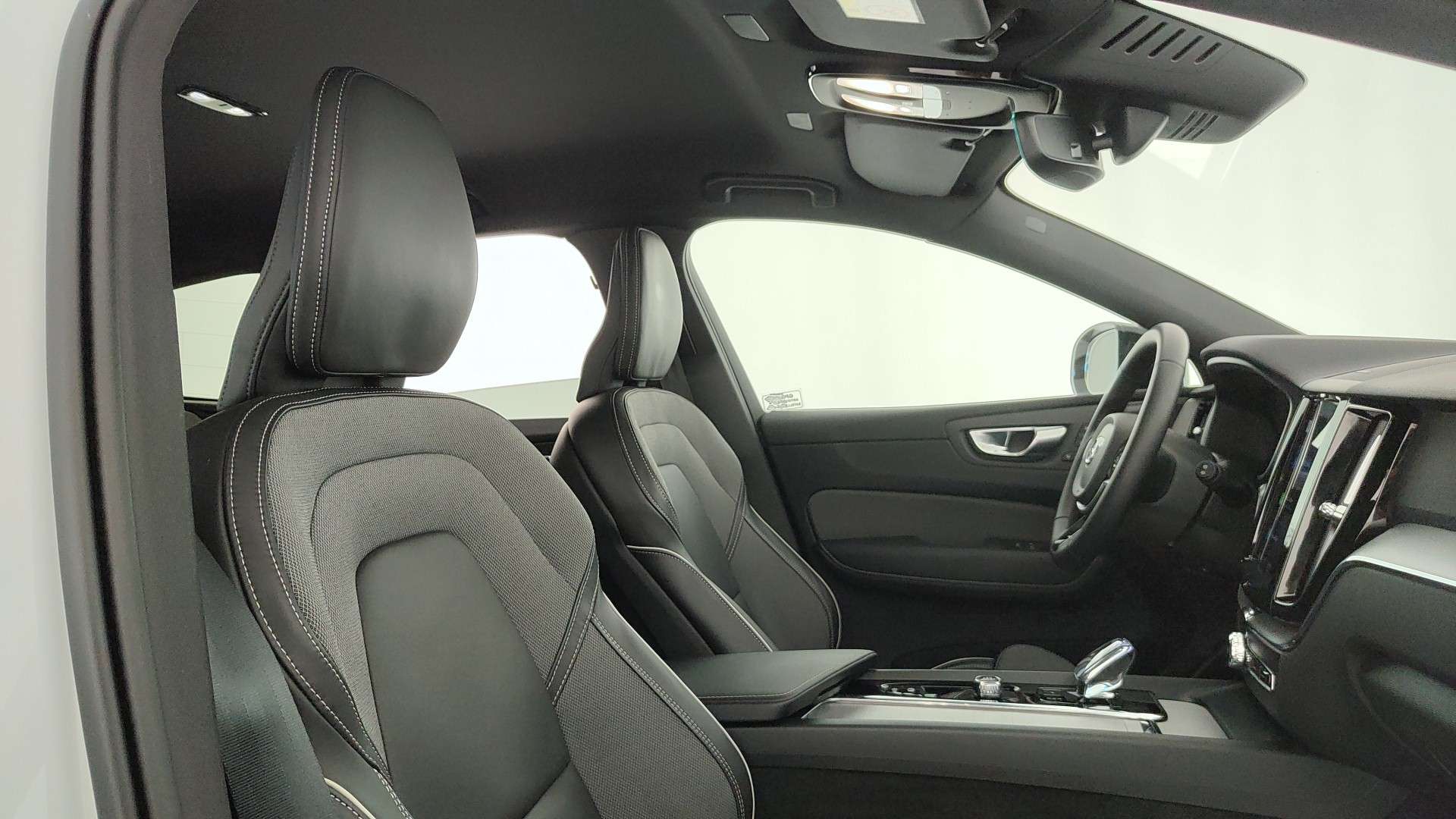 Volvo XC60 B5 Plus - 2025 - Joinsteer - #10