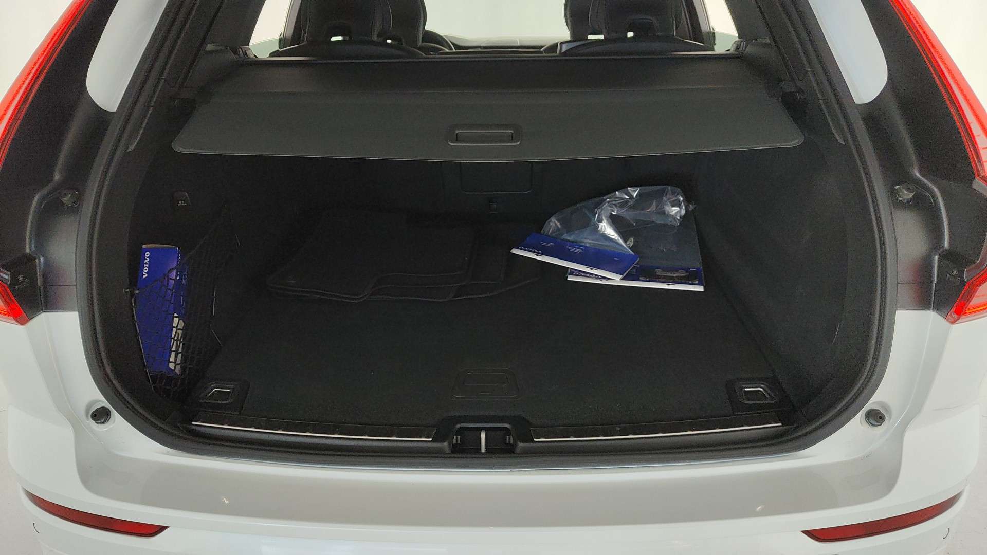 Volvo XC60 B5 Plus - 2025 - Joinsteer - #18