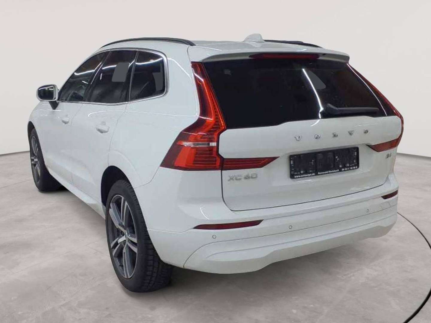 Volvo XC60 B4 Momentum - 2022 - Joinsteer - #1