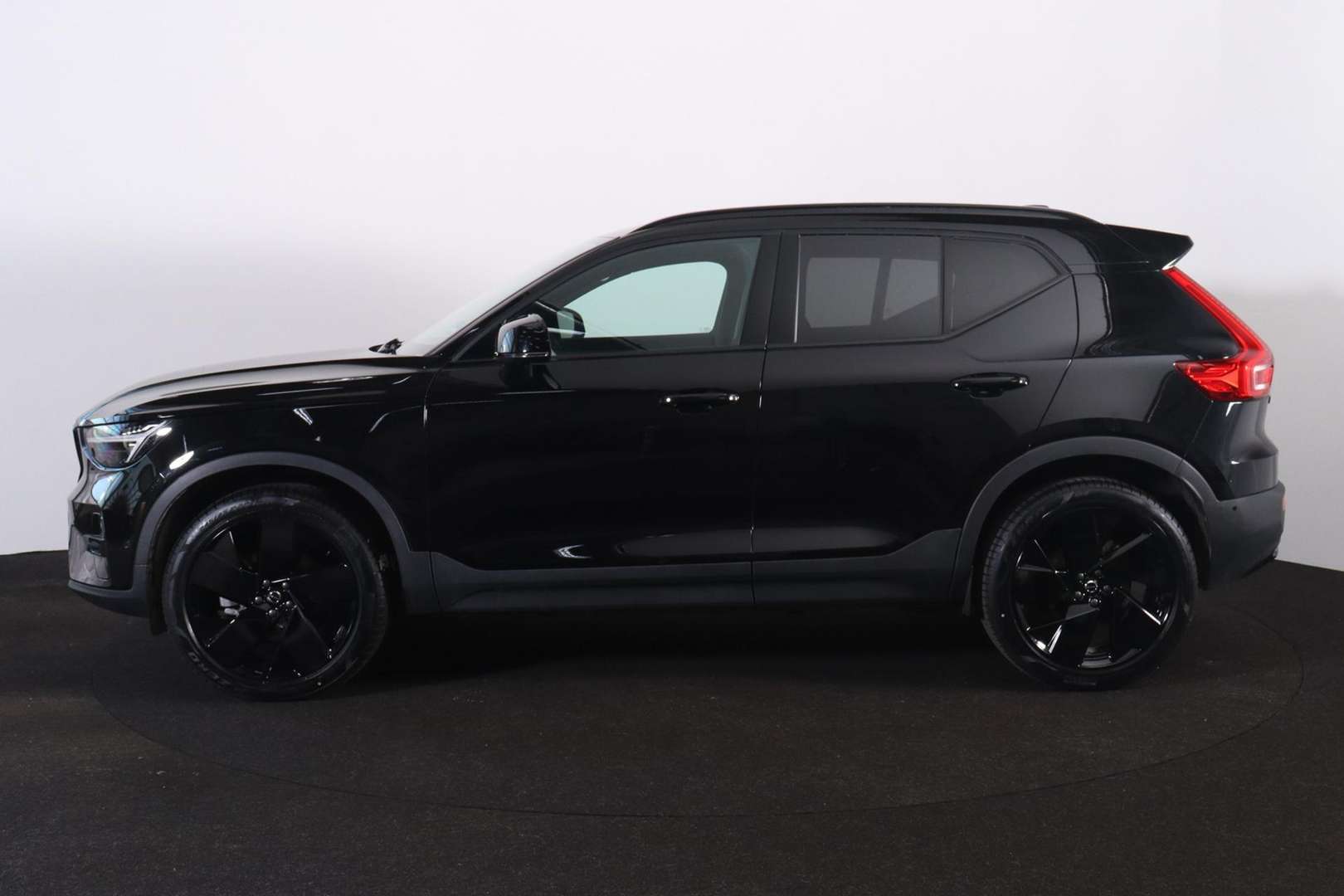Volvo XC40 B3 Ultra Black Edition - 2025 - Joinsteer - #2