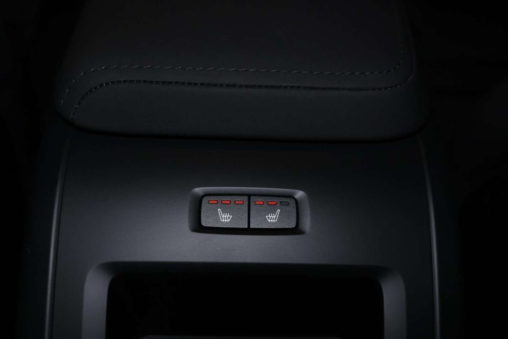 Volvo XC60 T6 Recharge Ultra Dark - 2025 - Joinsteer - #17