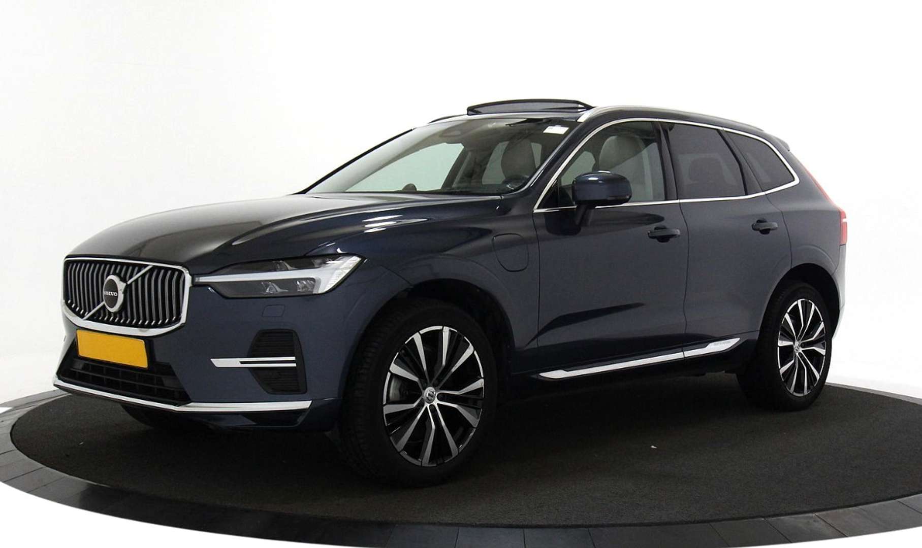 Volvo XC60 T6 Recharge Ultimate - 2023 - Joinsteer - #1