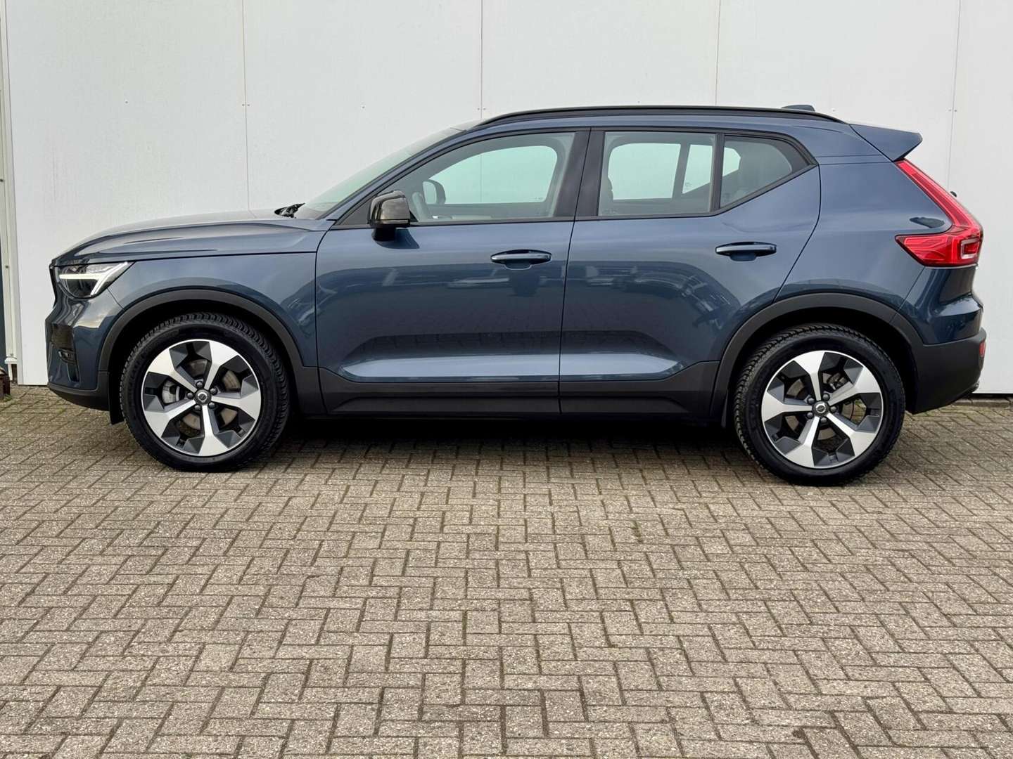 Volvo XC40 B4 Plus - 2025 - Joinsteer - #1
