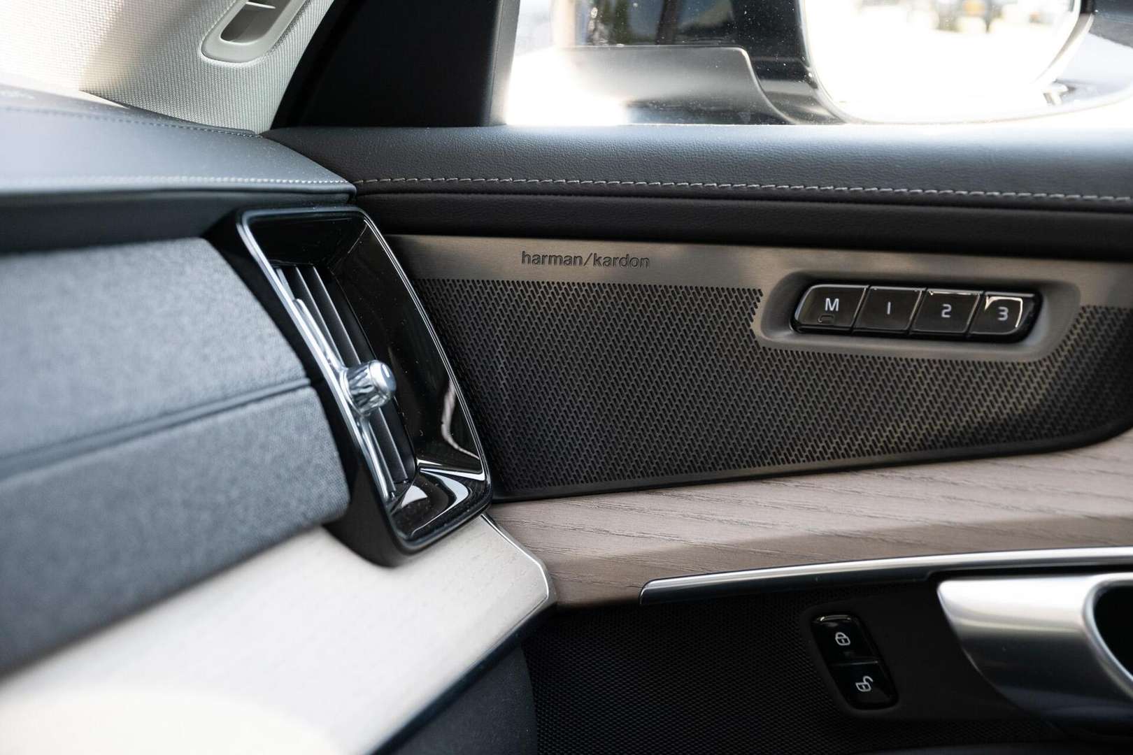 Volvo XC90 T8 Recharge Plus - 2025 - Joinsteer - #15