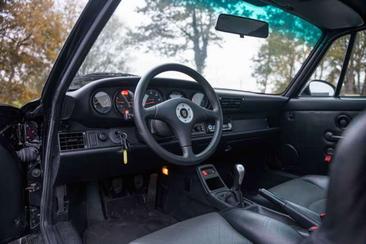 Porsche 993 Carrera RS — photo 21
