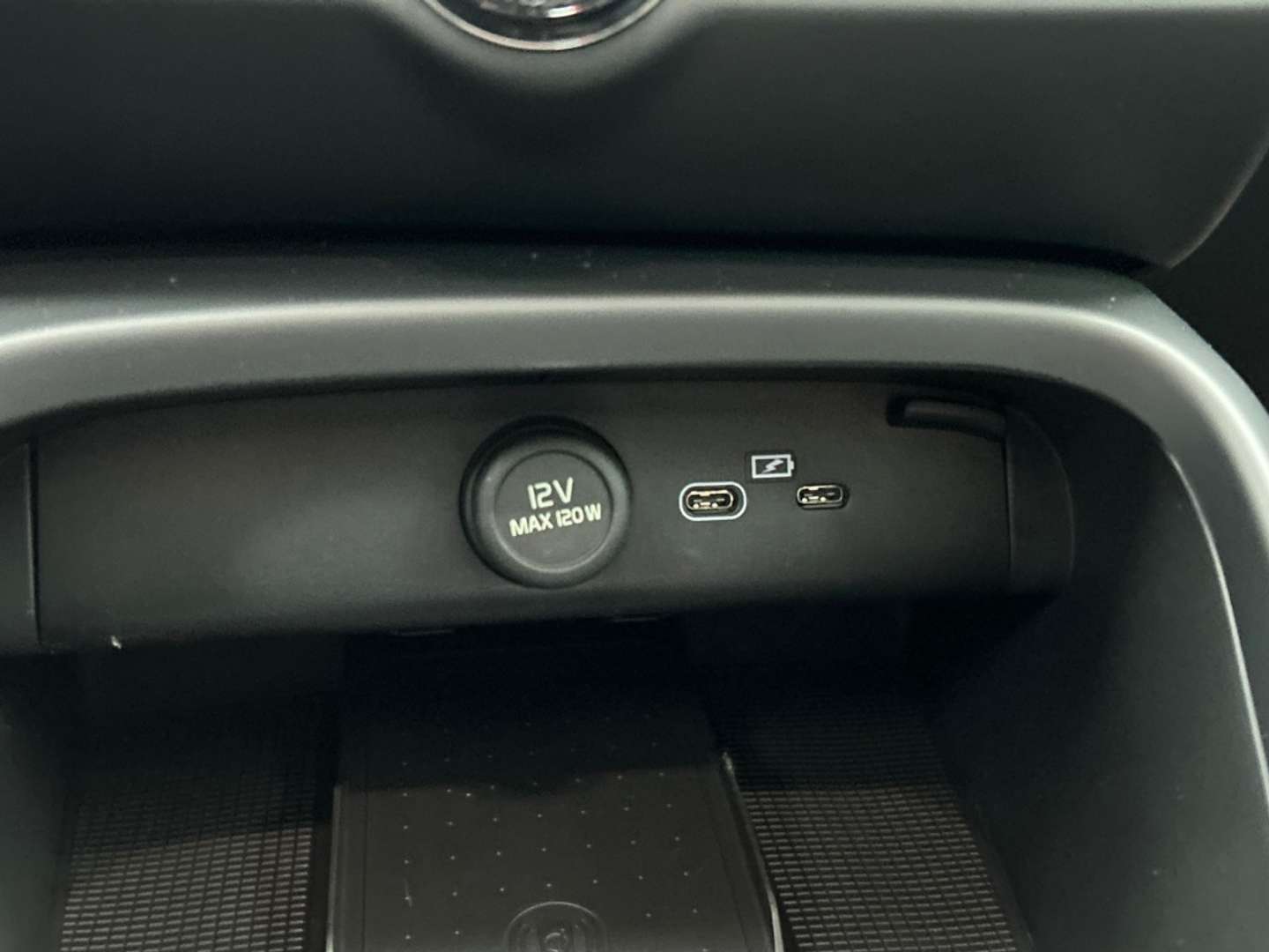 Volvo C40 Recharge PLUS - 2026 - Joinsteer - #42