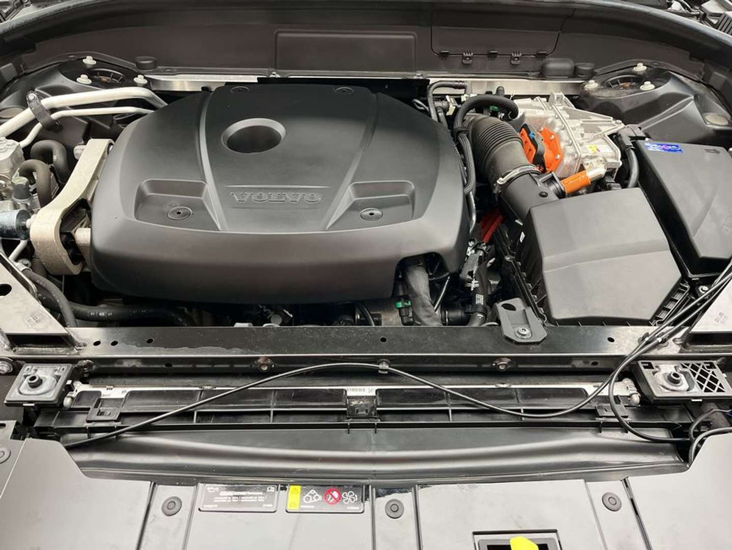 Volvo XC60 T6 Recharge R-Design - 2022 - Joinsteer - #8