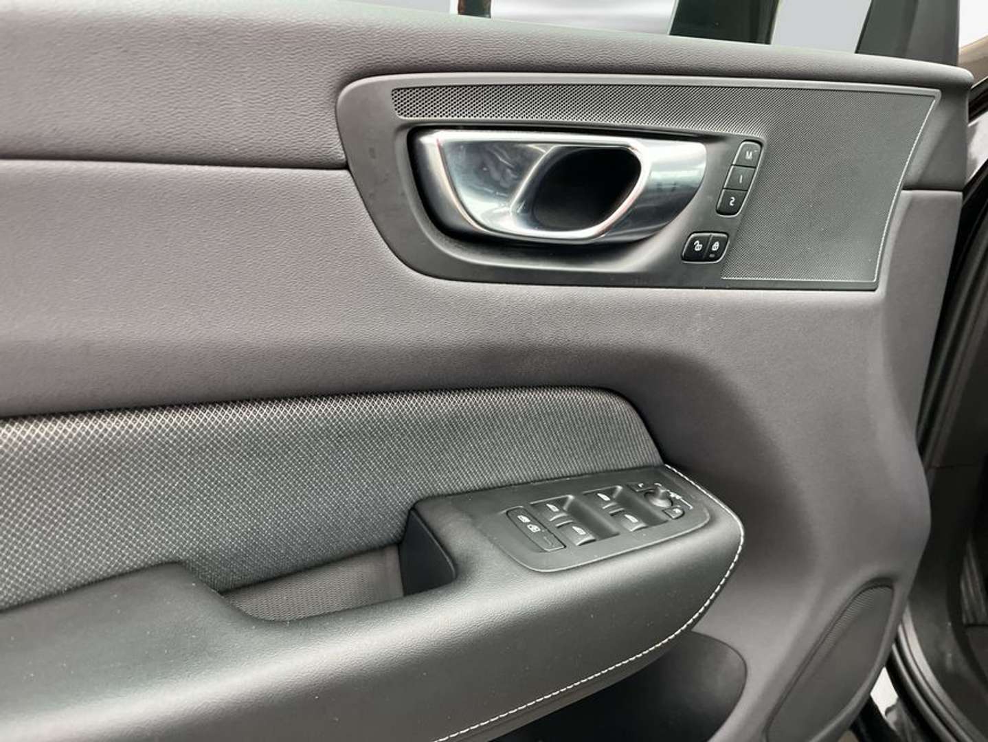 Volvo XC60 T6 Recharge R-Design - 2022 - Joinsteer - #20