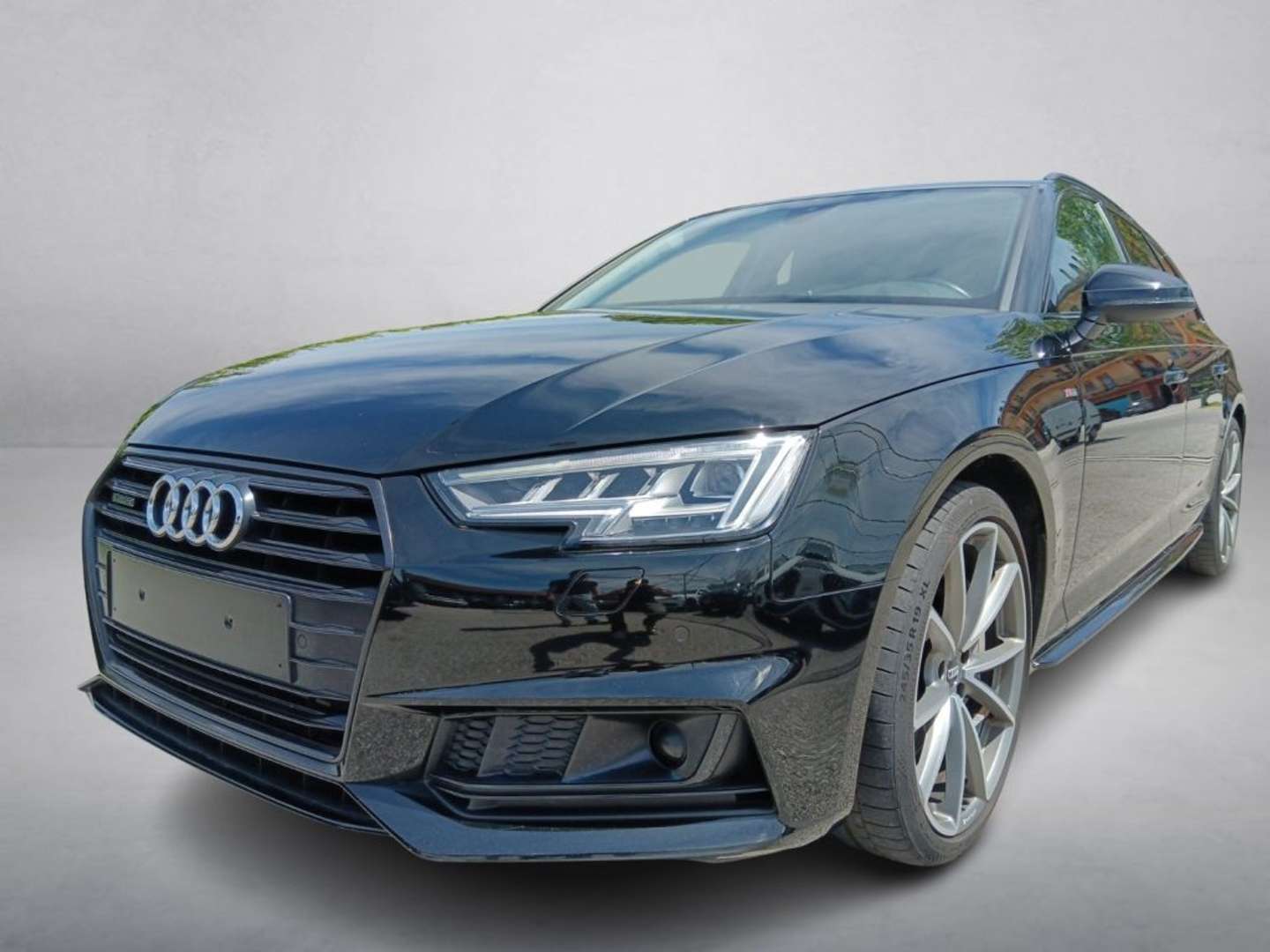 Audi A4 S Line Avant 45 TFSI - 2018 - Joinsteer - #1