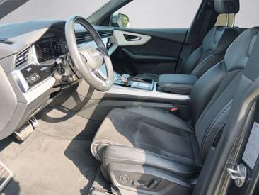 Audi Q8 S Line 50 TDI — photo 6