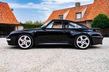 Porsche 993 Carrera 4S — photo 22