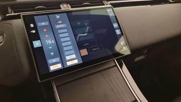 Land Rover Range Rover Velar S 2.0D I4 204 CV — photo 23