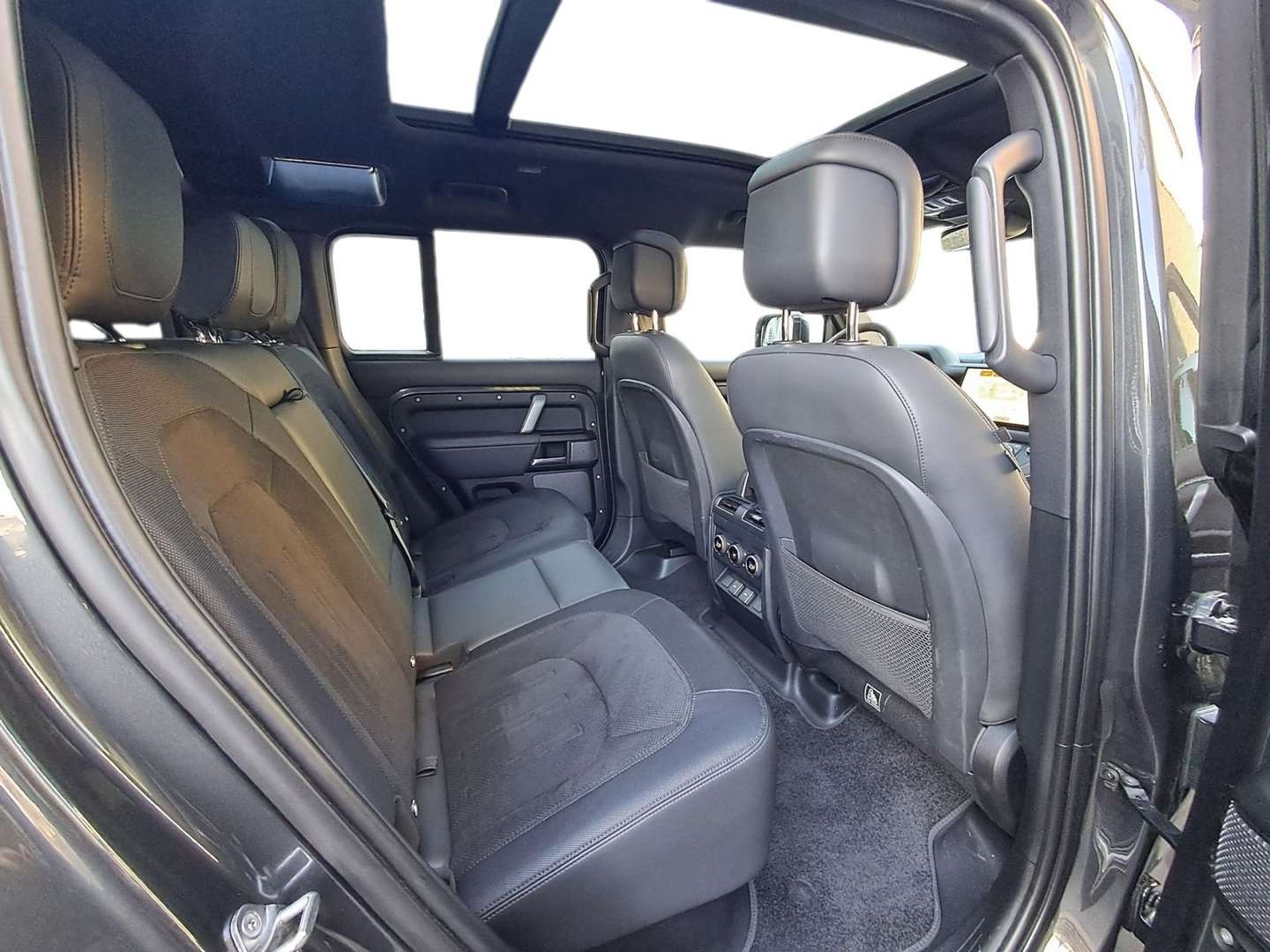 Land Rover Defender 110 Carpathian Ed 5.0 V8 525 CV AWD Auto - 2023 - Joinsteer - #5