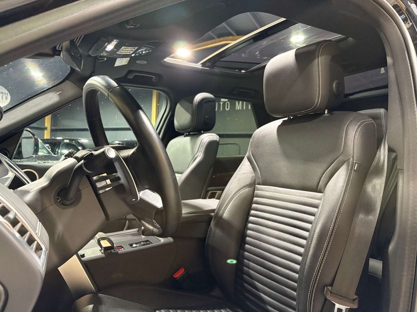 Land Rover Discovery R-Dynamic SE AWD/7-SITZER/360''KAM - 2022 - Joinsteer - #16