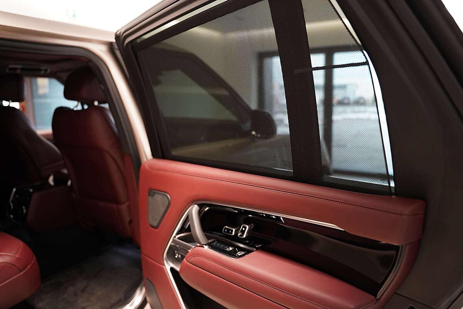 Land Rover Range Rover Autobiography 3.0 P440e PHEV AWD - 2023 - Joinsteer - #13