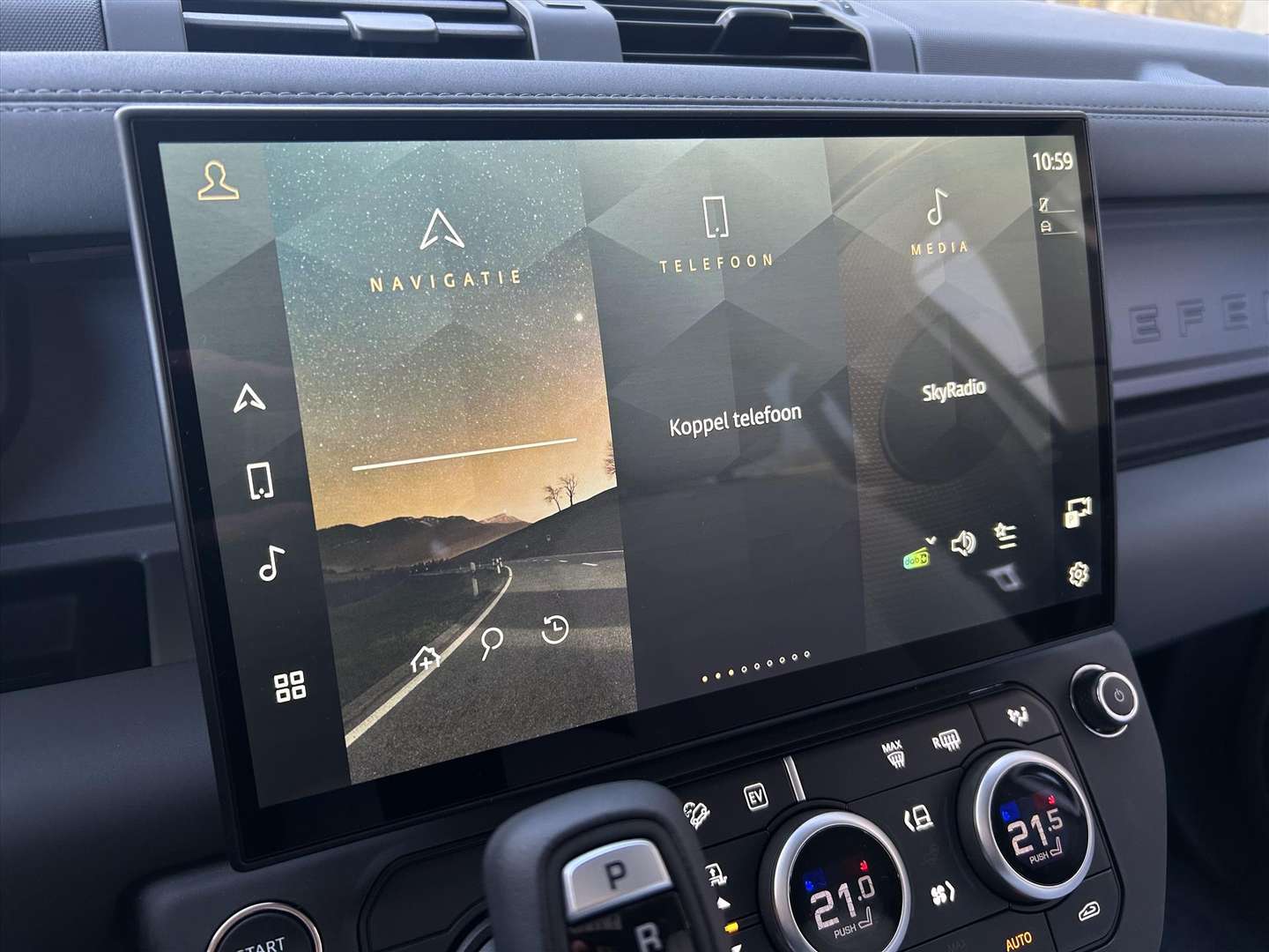 Land Rover Defender X-Dynamic HSE P300e PHEV AWD - 2026 - Joinsteer - #18