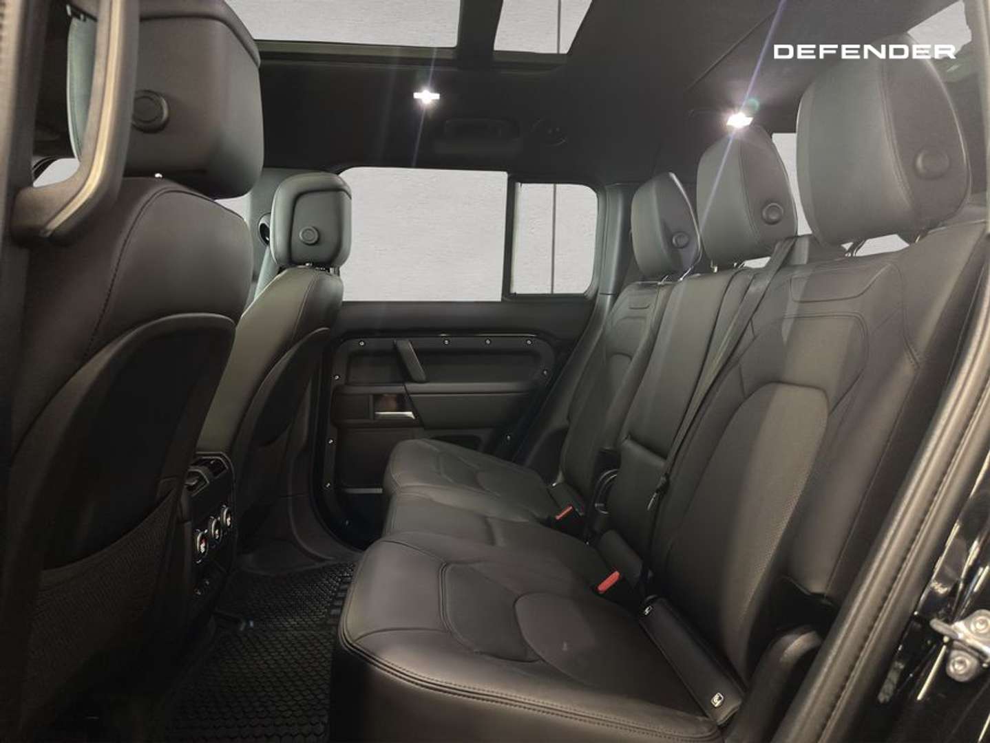 Land Rover Defender 130 X-Dynamic HSE D300 - 2025 - Joinsteer - #7