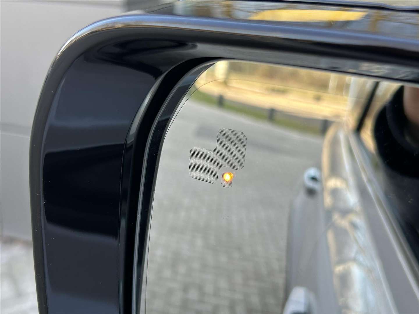 Land Rover Defender X-Dynamic HSE P300e PHEV AWD - 2026 - Joinsteer - #48