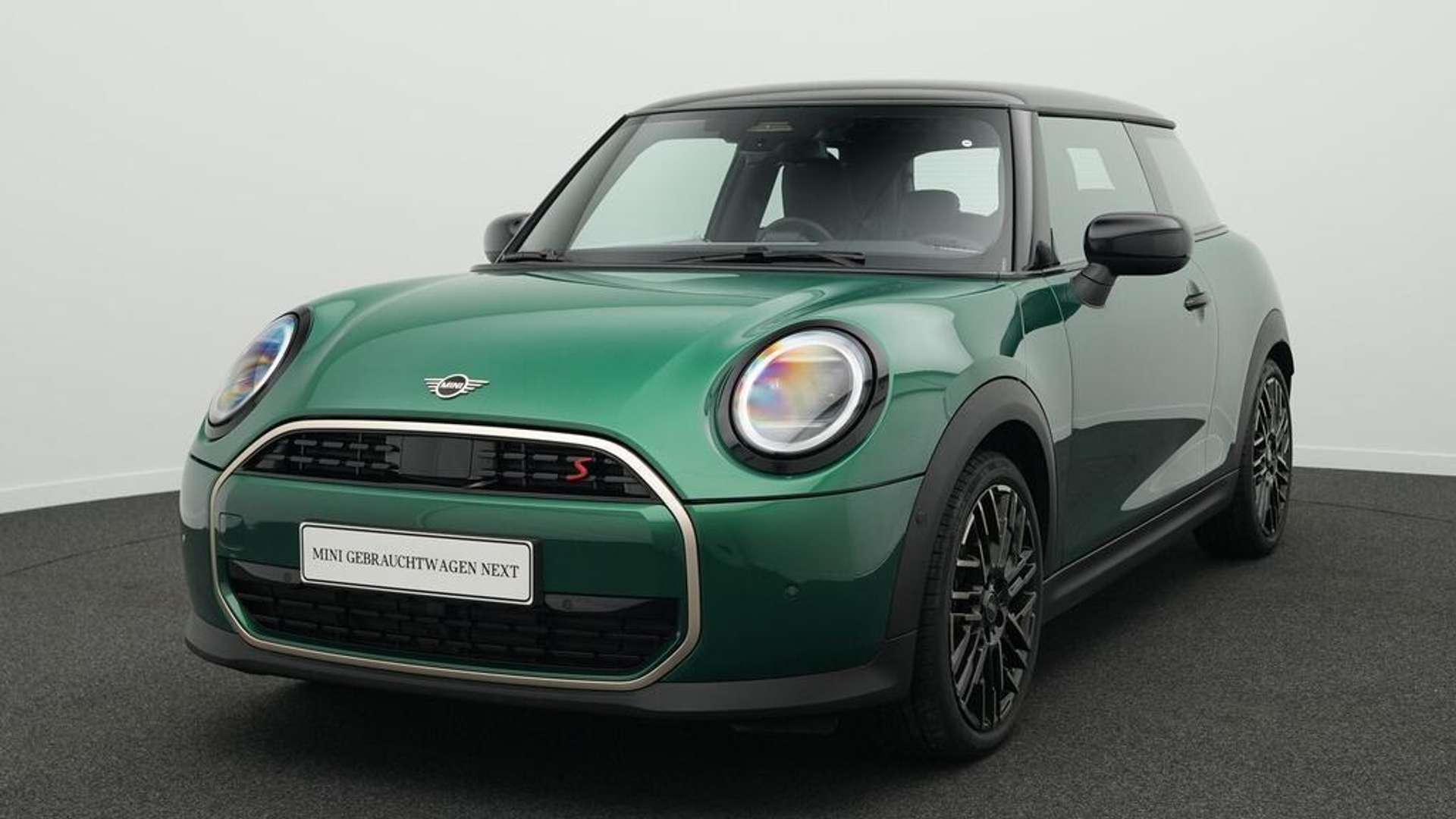 Mini Hatch Favoured Cooper S - 2024 - Joinsteer - #1
