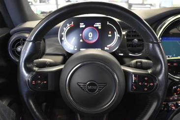 Mini Cabrio COOPER — photo 11