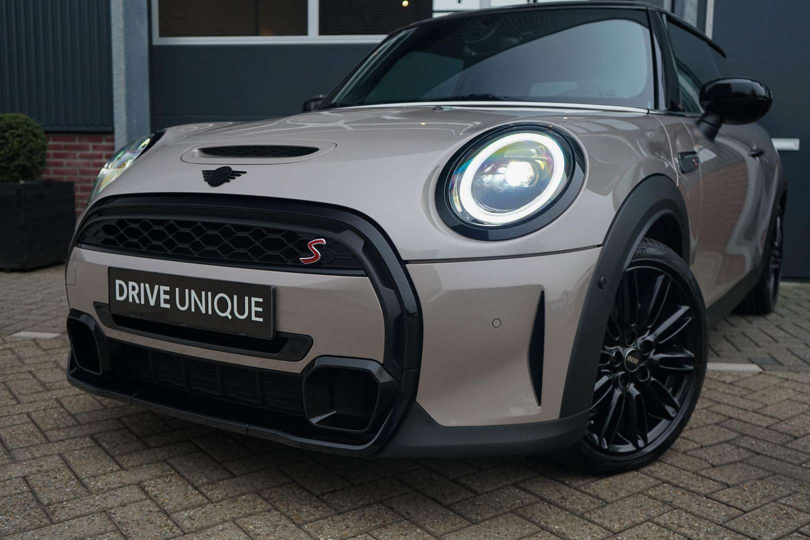 Mini Hatch Classic Cooper S - 2021 - Joinsteer - #2