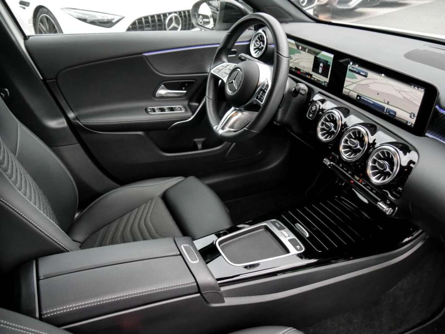 Mercedes Classe A 180 Night Edition - 2023 - Joinsteer - #3