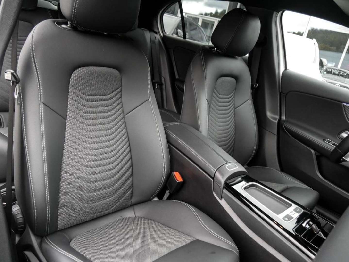 Mercedes Classe A 180 Night Edition - 2023 - Joinsteer - #6