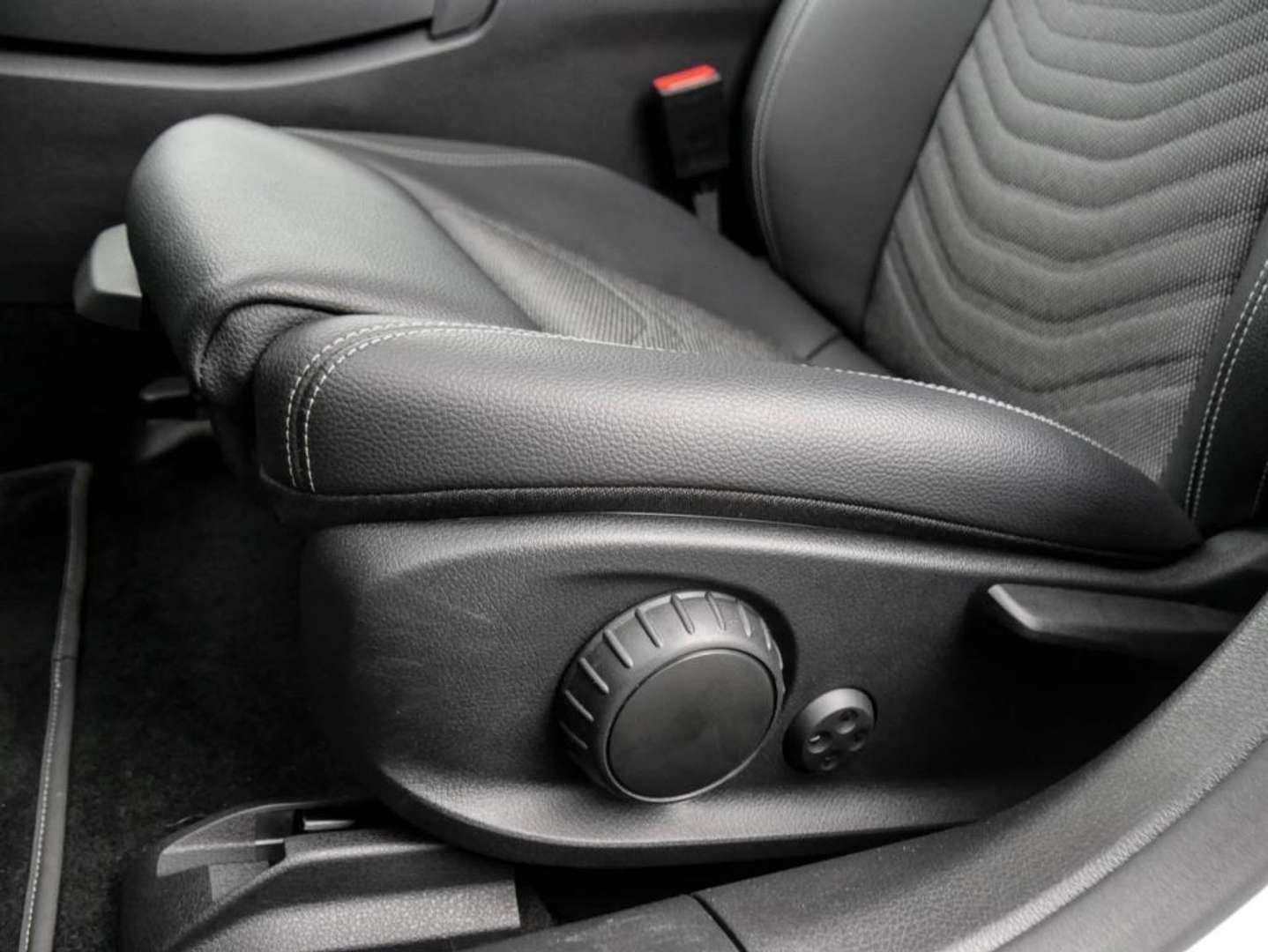 Mercedes Classe A 180 Night Edition - 2023 - Joinsteer - #17