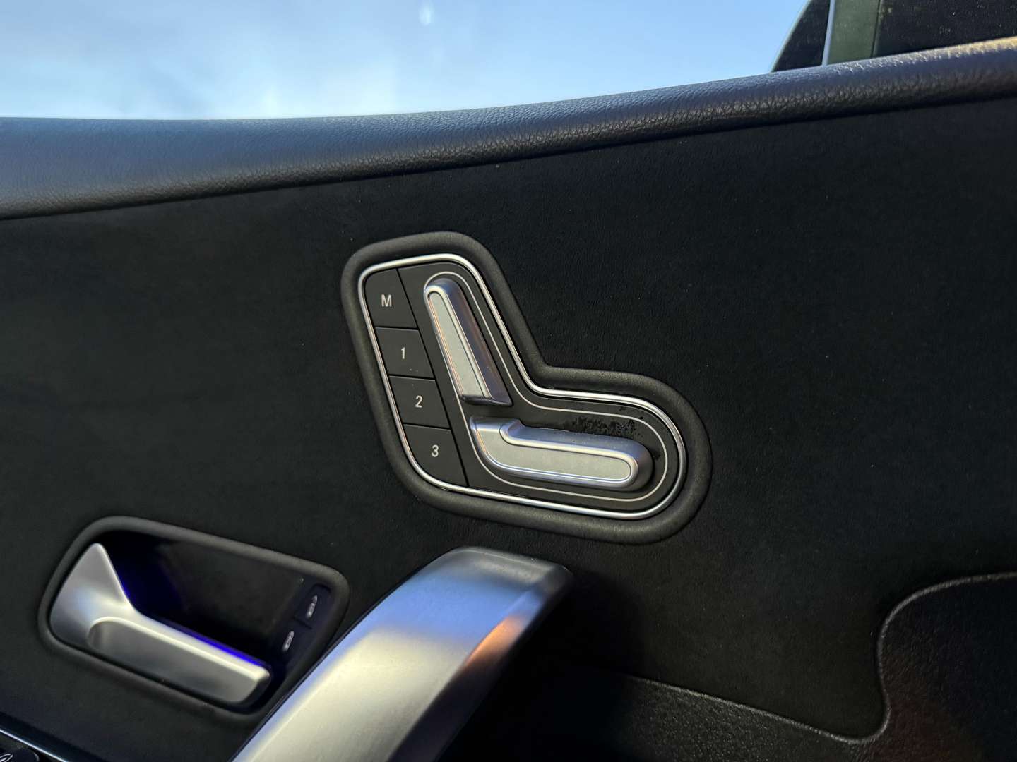 Mercedes Classe A 250 E 250 Night Edition - 2023 - Joinsteer - #3