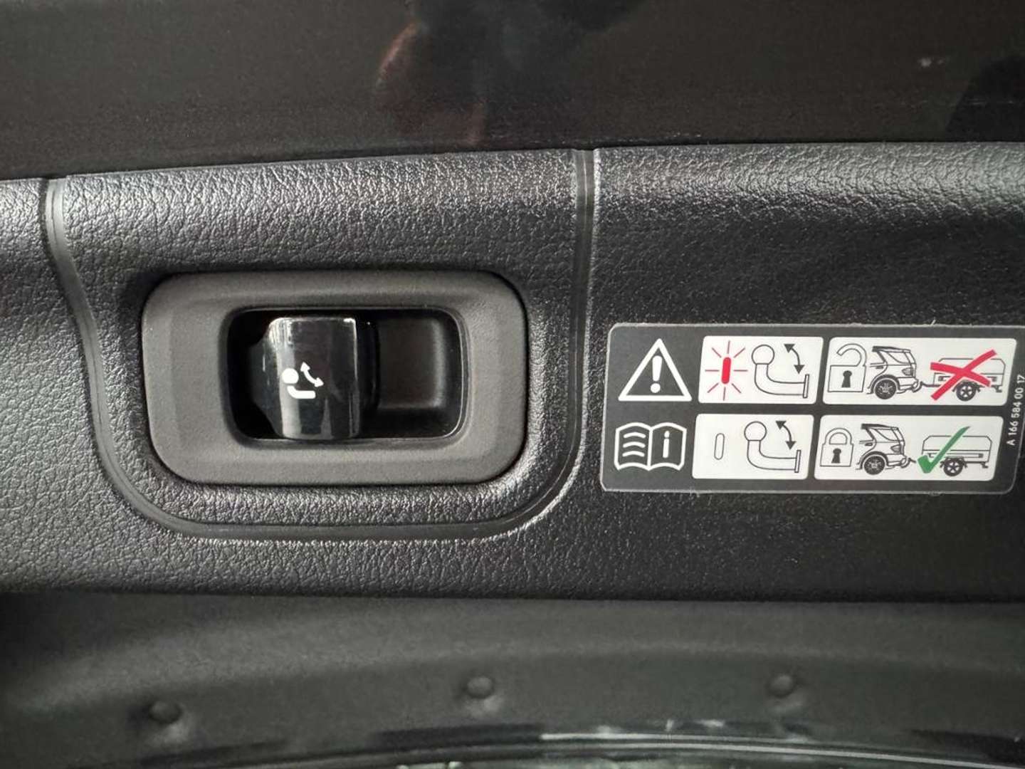 Mercedes Classe C 200 Avantgarde - 2024 - Joinsteer - #10