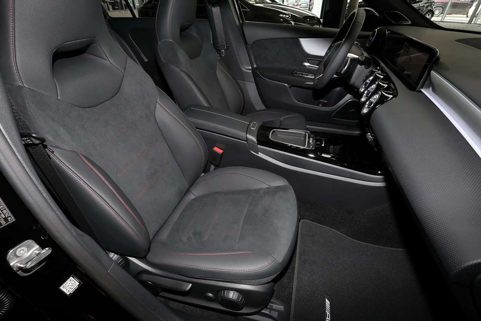 Mercedes Classe A 200 AMG Line - 2025 - Joinsteer - #4